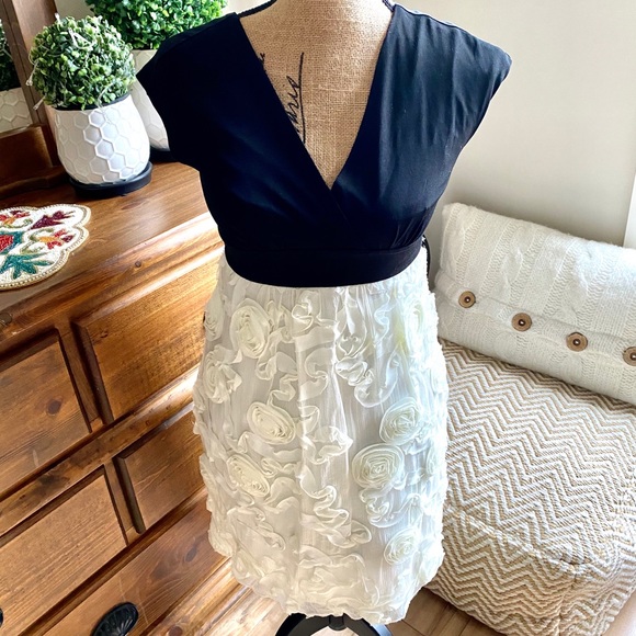 ✨3/$15✨NWOT Cap Should Party Dress
